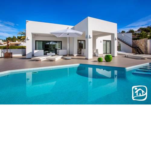 Abahana Villas Out Of The Blue