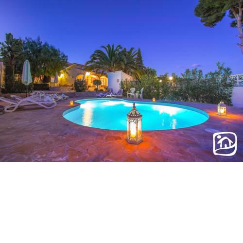 Abahana Villas Sol y Sombra