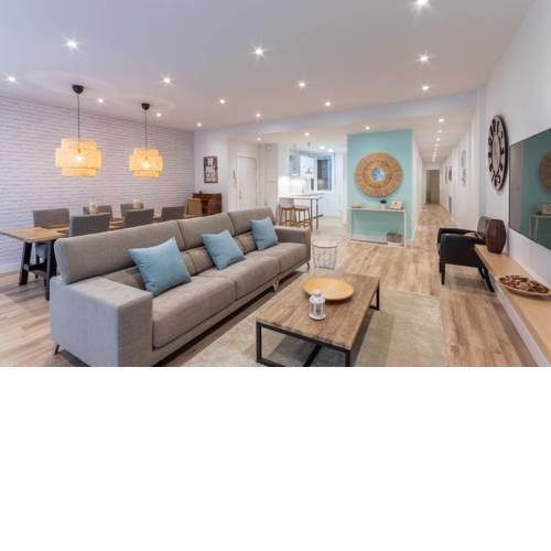 ABANDO II apartment by Aston Rentals