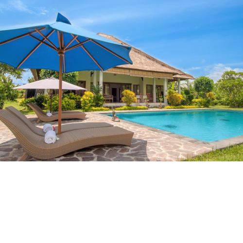 Absolute Beach Front Villa