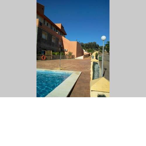 Acogedor Apartamento con Piscina a 20 minutos de Sevilla, en Sierra Norte