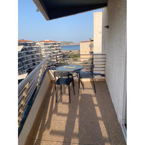ACOGEDOR APARTAMENTO CON VISTAS Y PISCINA EN EL ESTARTIT