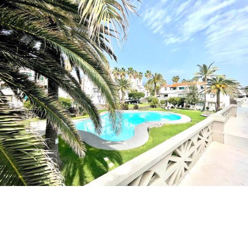 Acogedor apartamento de 1 dormitorio, vistas a la piscina, Wifi, cerca playa en Los Cancajos