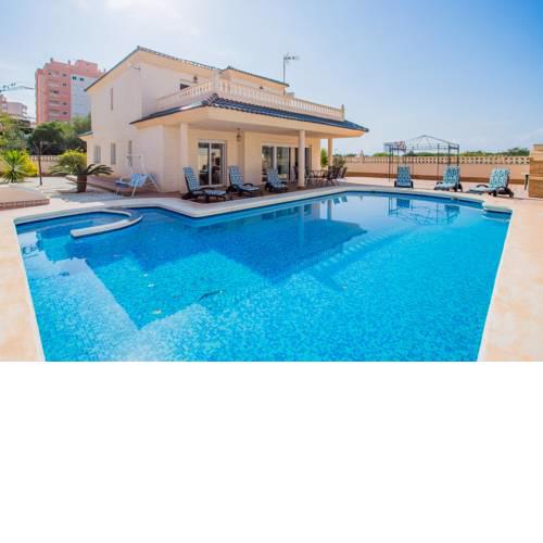 Acogedor Chalet con Piscina 2ª Línea del Mar Menor