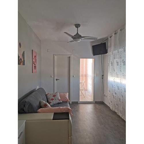 Acogedor estudio a tan sólo 500 metros de la playa en Torrevieja.