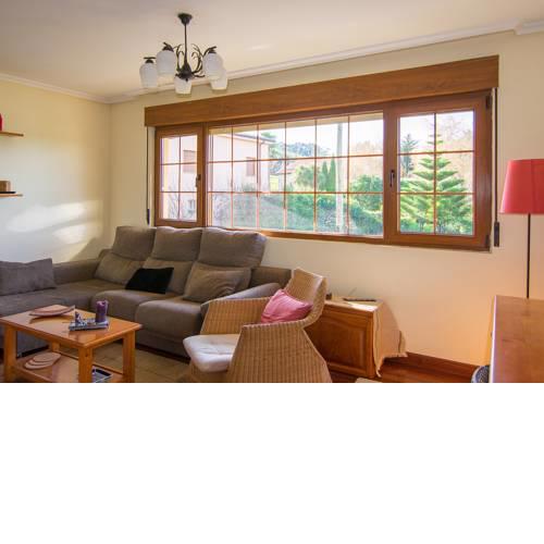 Acogedor y amplio chalet en Arnuero