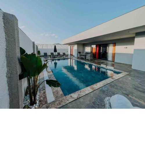 ADA EXCLUSIVE HOUSES 1