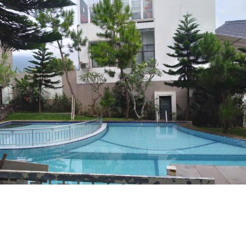 Adinda Syariah C-10 Bukit Gardenia Resort