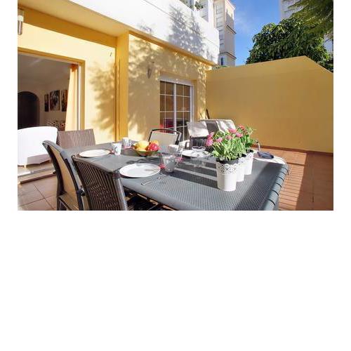 Adorable Garden Apartment (PA 4-6)