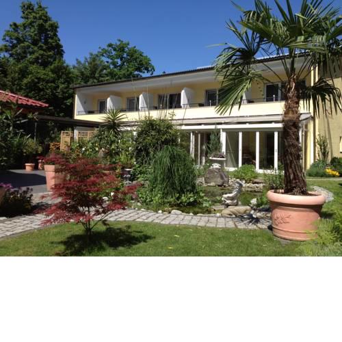 Adoris Ferienwohnungen im Lotzbeckpark am See