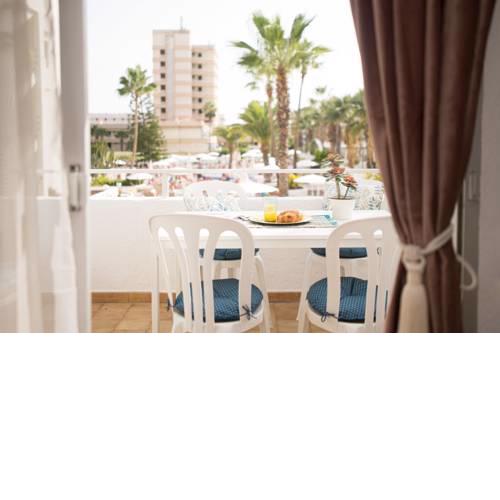 Adults Only Sunny Quiet Apartment in Las Americas