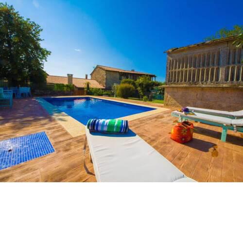 Affluent Mansion in Cerdedo with Private Swimming Pool