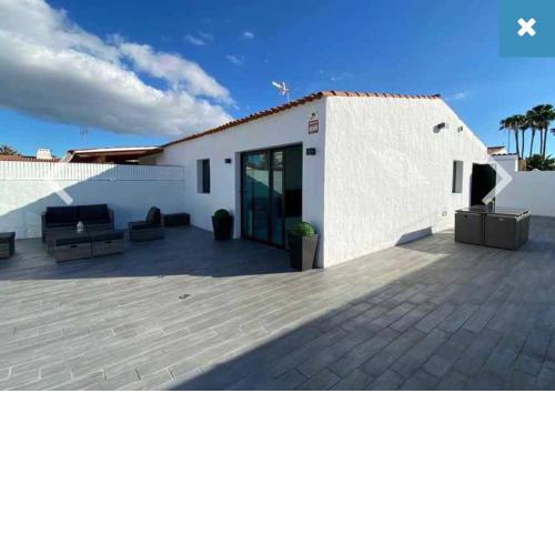 Agradable Bungalow con Piscina