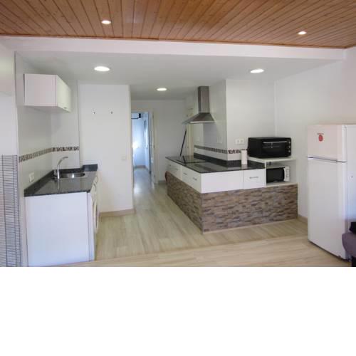AHRENTALS Ático reformado Centro a 50 metros de la playa