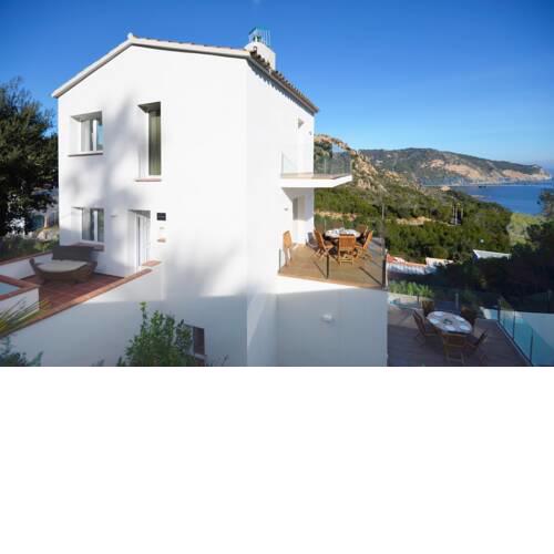 Aiguablava Villa Sleeps 8