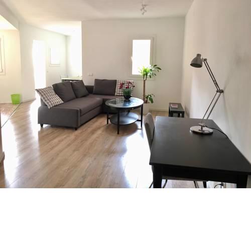 Akira Camp Nou Class Apartments