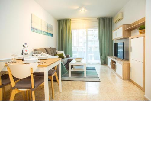 AL29 Apartamento playa Fenals