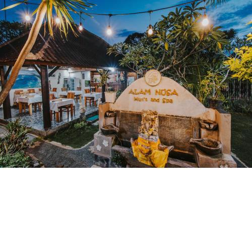 Alam Nusa Bungalow Huts & Spa