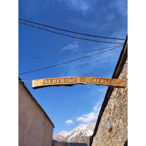 Albergue El Rebezo