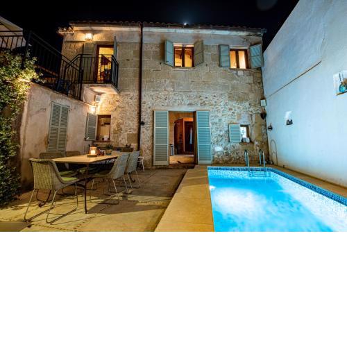 Albuqassim a modern townhouse in Pollensa, with heated pool