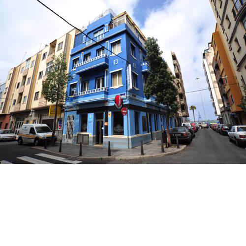 Alcaravaneras Hostel