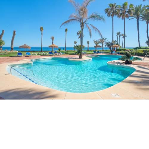 Alcazaba Beach, Beach front complex in Estepona