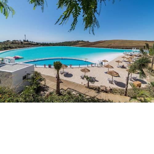 Alcazaba Lagoon