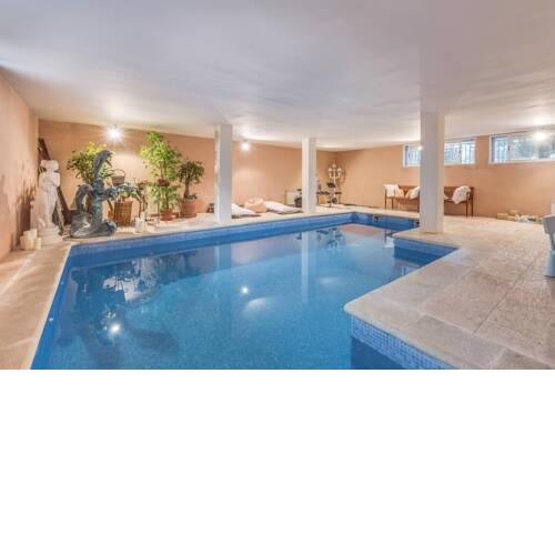 Alcudia beach front villa, private indoor pool