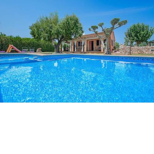 Alcudia Villa Sleeps 5 Pool Air Con WiFi