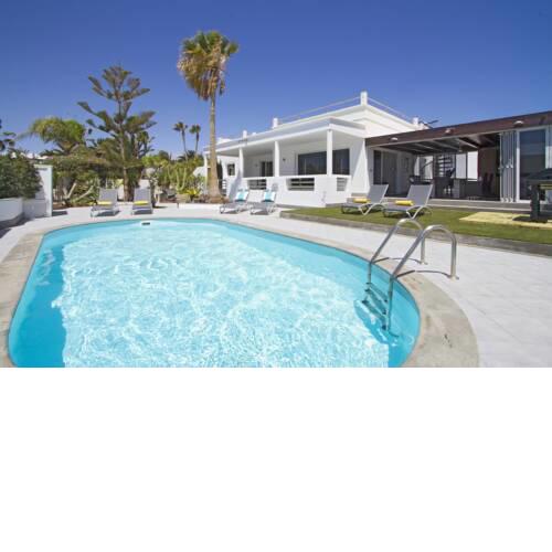 Alegria, Modern 3 bed in Puerto Calero