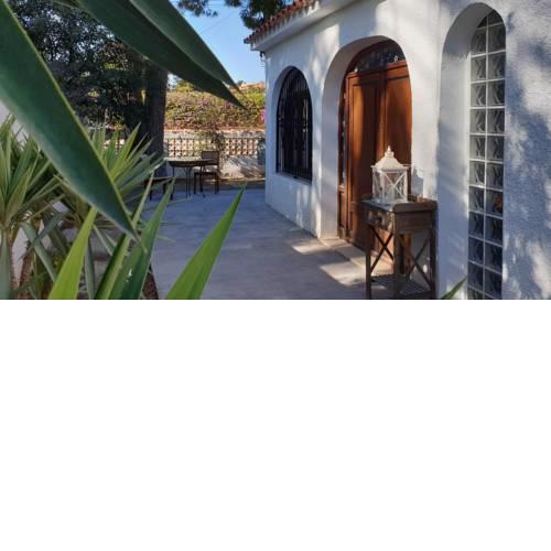 Alicante Sunbeach Chalet