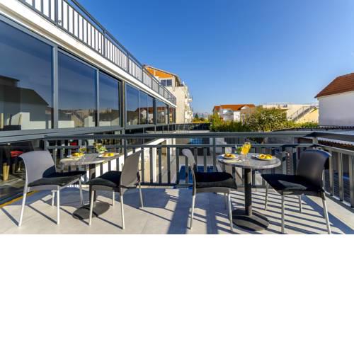 All Saints B&B Kastela
