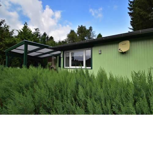 Beautiful Sunlit Cabin near Forest in Allrode