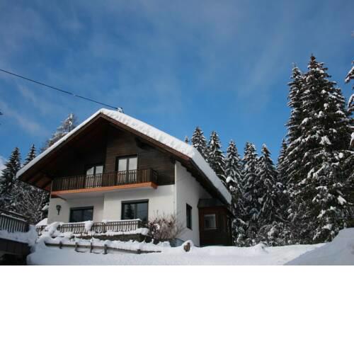 Alluring Holiday Home in Gnesau with Balcony