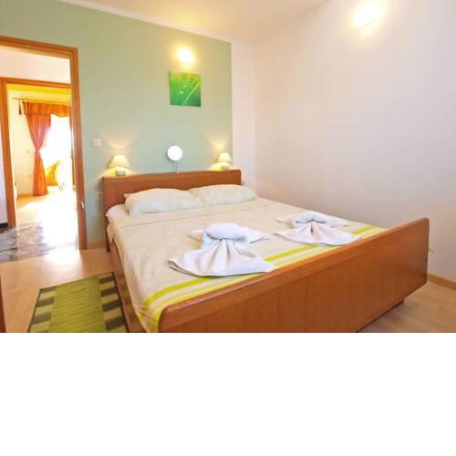 Alma Apartment