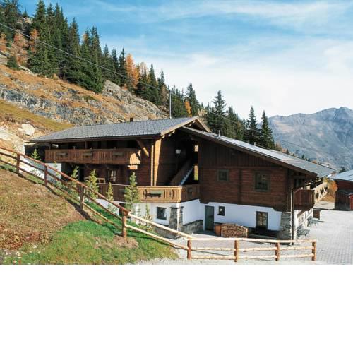 Almhütte Turmalin 692S