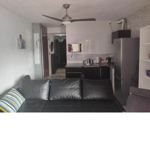 Almuñécar Precioso Estudio Chinasol reformado con dormitorio