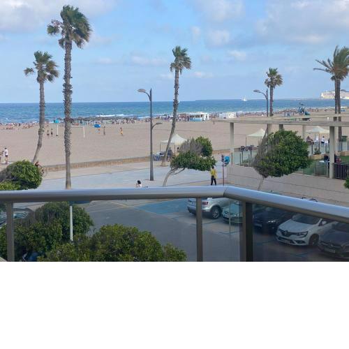 Alojamiento en primera línea de playa con WIFI