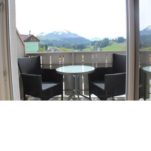 Alpine Appartement Top 8 by AA Holiday Homes