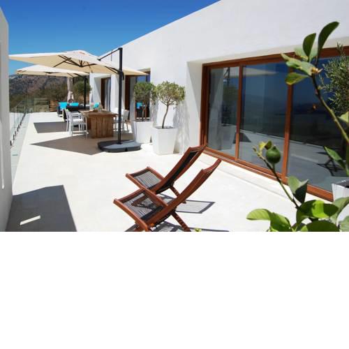 Alpujarra Escape - The Glass House