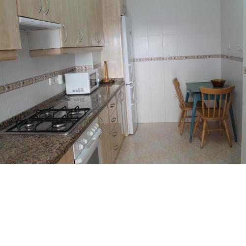 ALQUILO CASA EN CAMPELLO CENTRO