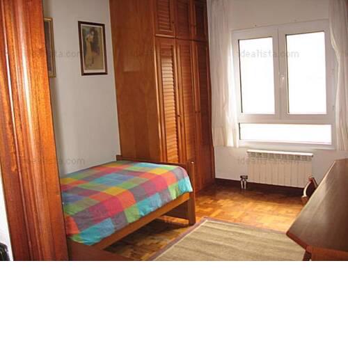 Alquilo Piso en Santander SÓLO Julio y Agosto Minimo 4 noches y max 4 personas Proximo al Sardinero y Universidades