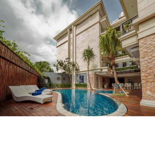 Alron Hotel Kuta Powered by Archipelago