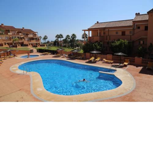 Alta Loma apartment with awesome sea views, bbq, sleeps 4, WiFi on clc site