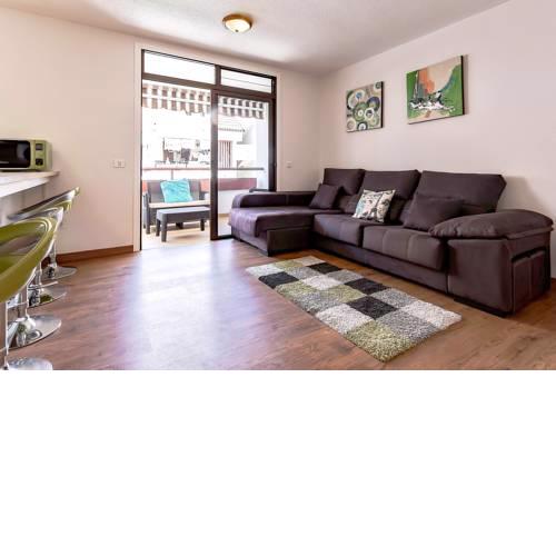 Altamar apartment in Las Americas
