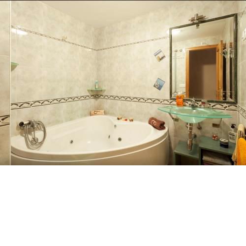 Altavista Apartment