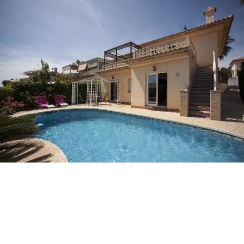 Altea Villa Sleeps 8 Pool WiFi