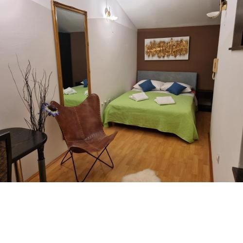 Alter ego apartment