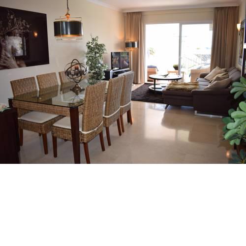 Altos La Quinta Apartment