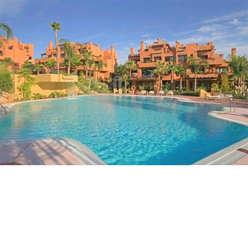 Alzambra Hill Club, Puerto Banus, Marbella